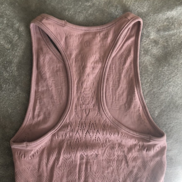 Lululemon Lace Cutout tank - Picture 5 of 6